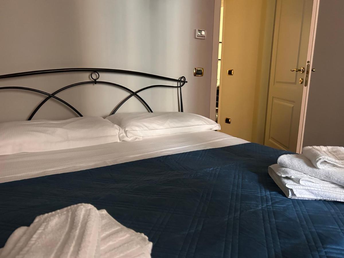 Piazza Maggiore Luxury Apartment Bologna Exteriör bild
